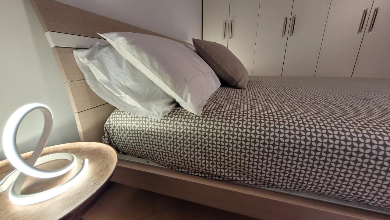 Dimora Larius Apartment Como Ngoại thất bức ảnh
